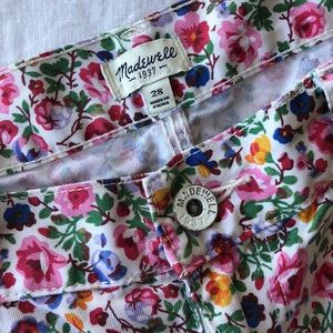 Madewell floral shorts 28 RARE!